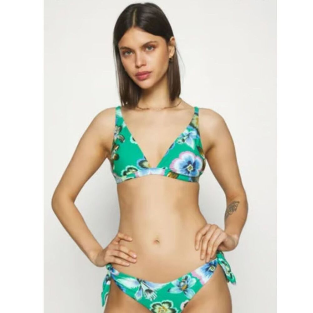 Aerie Floral Bikini Set – Triangle Top & Cheekiest Bottoms – XL